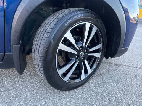 2018 Nissan Kicks SR