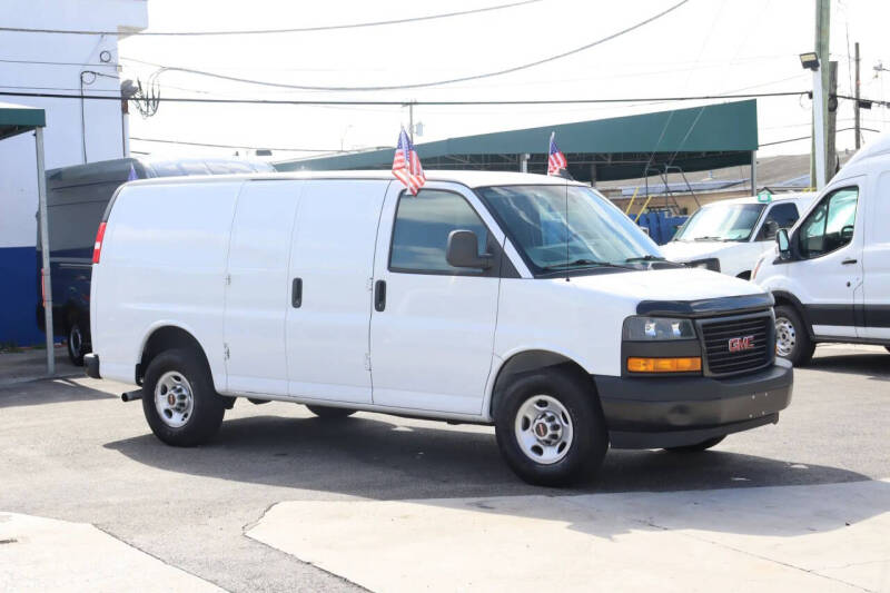 2021 GMC Savana 2500