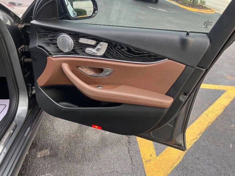 2017 Mercedes-Benz E-Class E 300 4MATIC