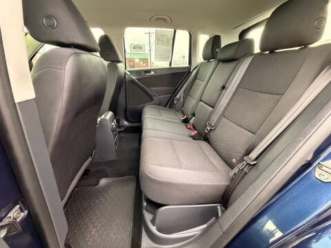 2013 Volkswagen Tiguan S 4Motion