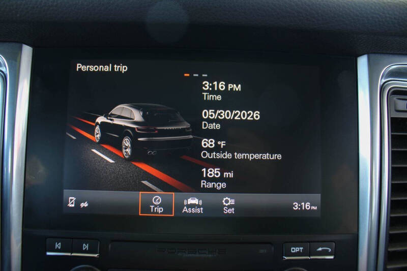 2017 Porsche Macan S