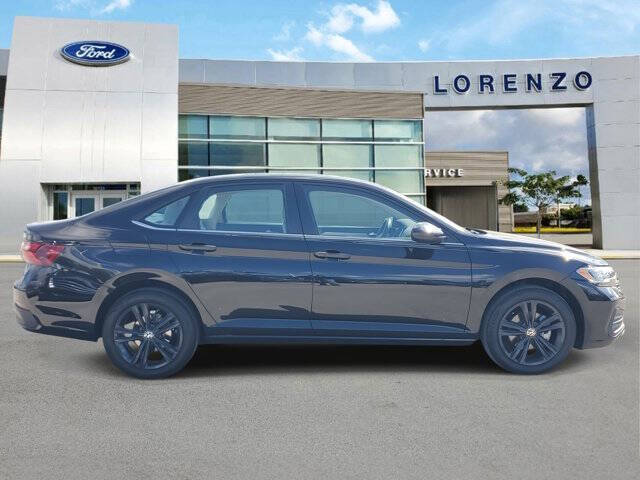 2023 Volkswagen Jetta SE