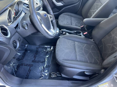 2012 Ford Fiesta SE