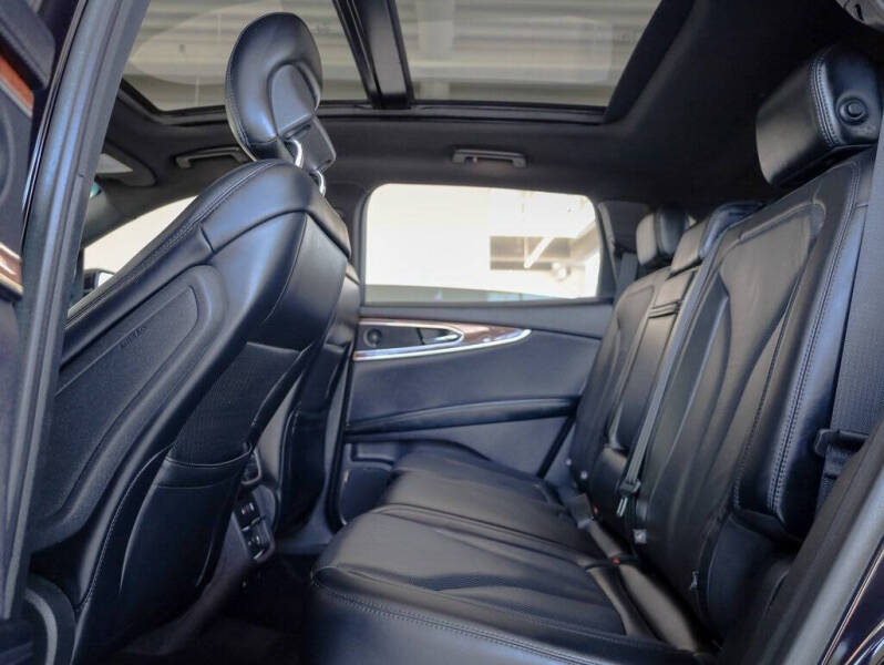 2019 Lincoln Nautilus Reserve