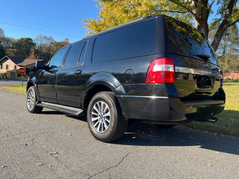 2017 Ford Expedition XLT photo 7