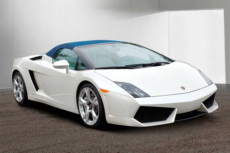 2010 Lamborghini Gallardo Base photo 52