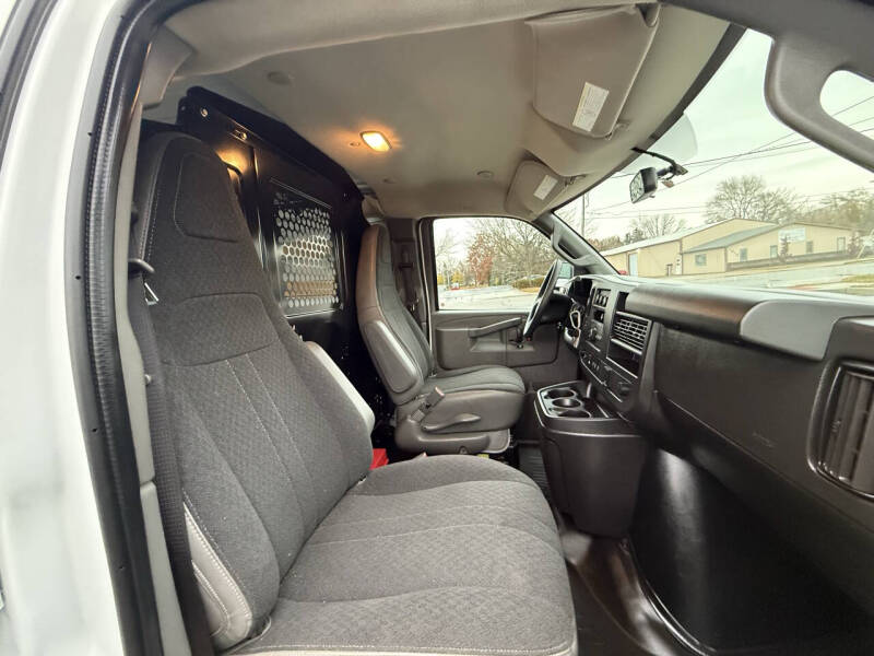 2020 Chevrolet Express 2500