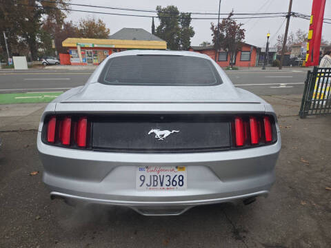2017 Ford Mustang EcoBoost
