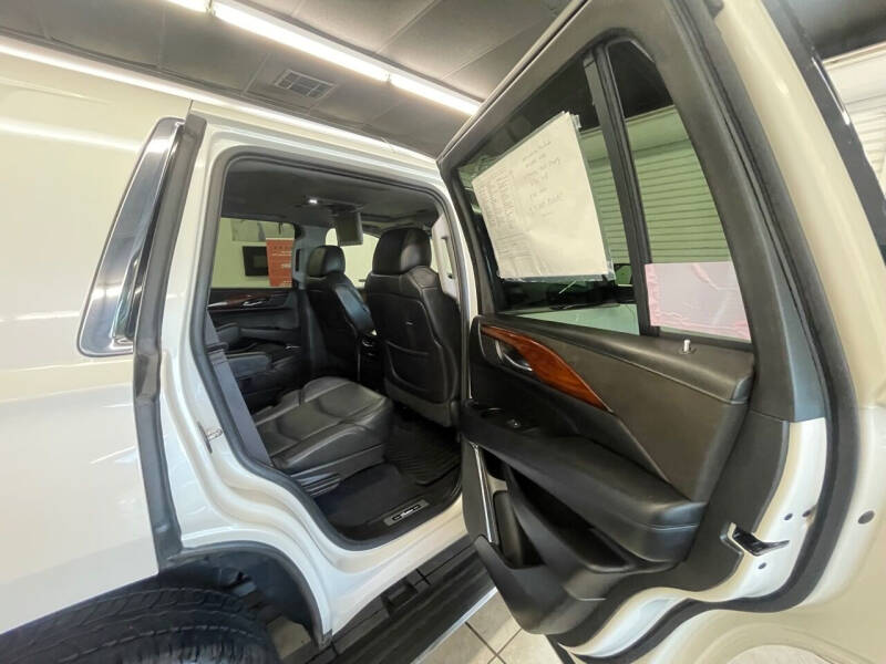 2015 Cadillac Escalade Premium