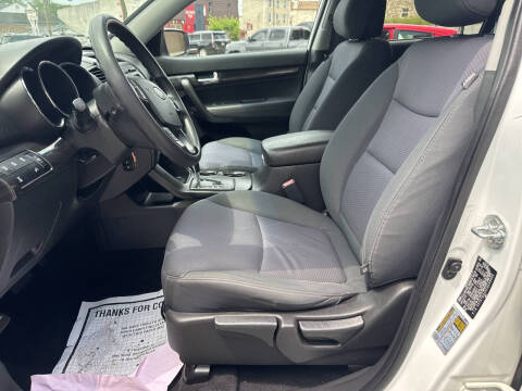 2012 Kia Sorento LX