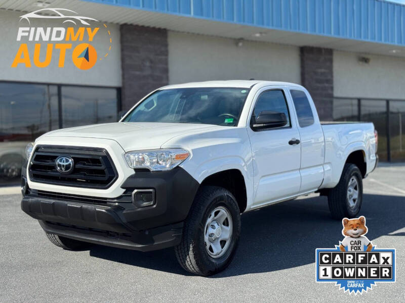 2020 Toyota Tacoma SR's photo