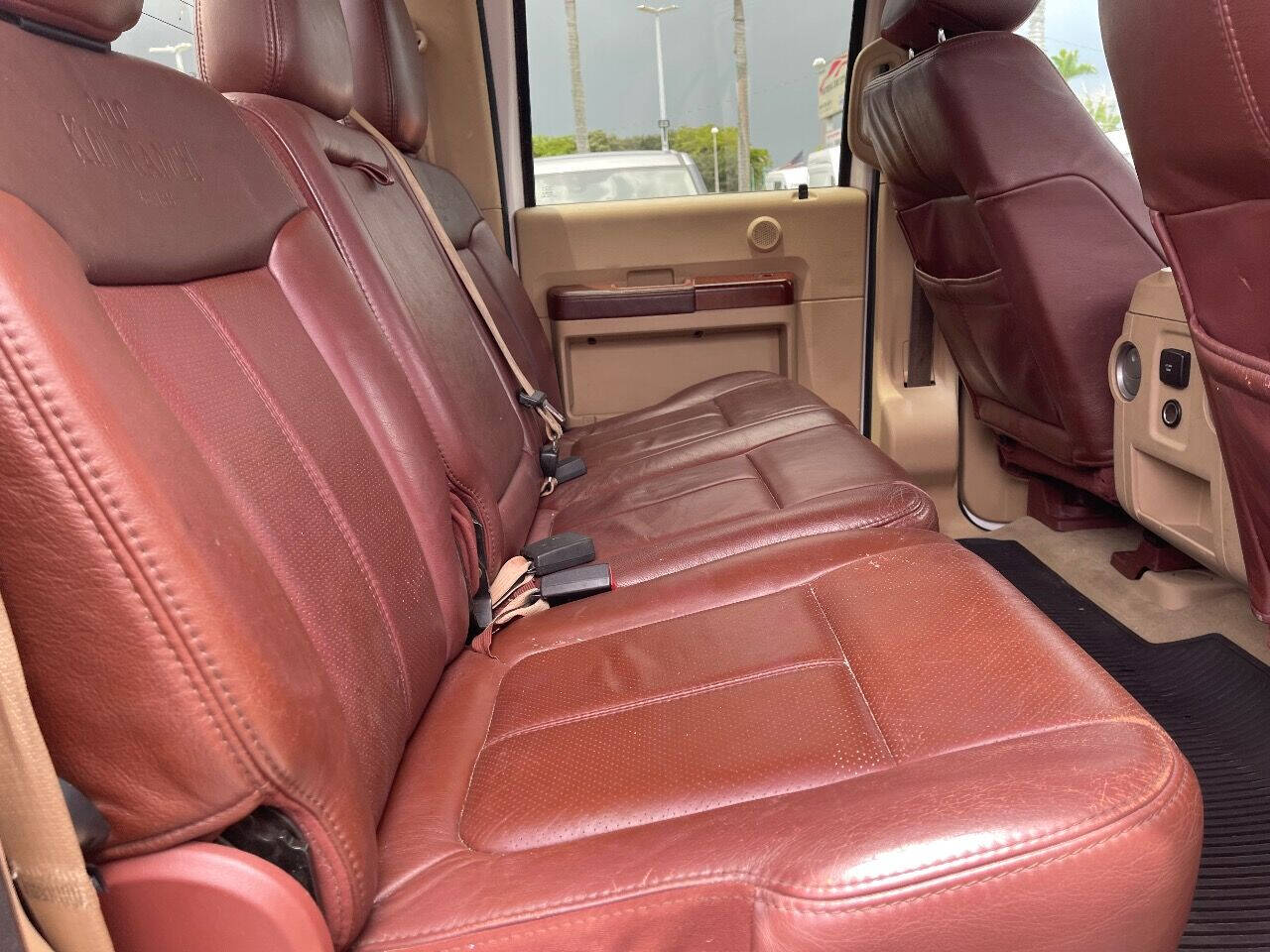 2012 FORD F-250 Pickup - $22,900