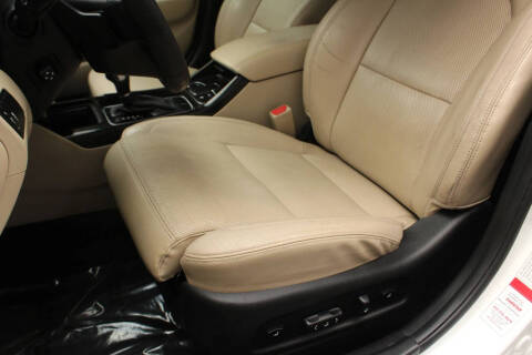 2014 Kia Cadenza Premium