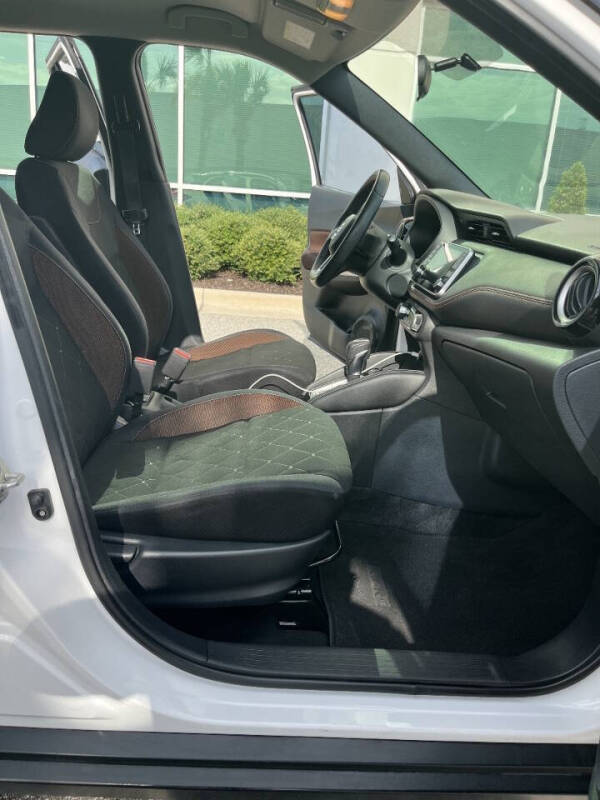 2018 Nissan Kicks SR