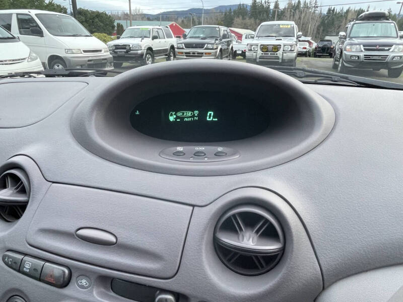 2000 Toyota Platz Echo