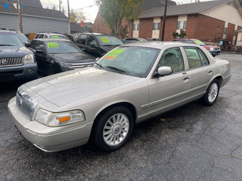 2008 Mercury Grand Marquis for sale at American Dream Motors in Everett WA