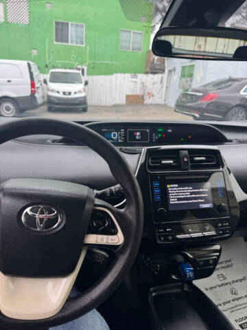 2018 Toyota Prius One