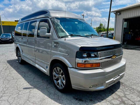 2023 Chevrolet Express 2500