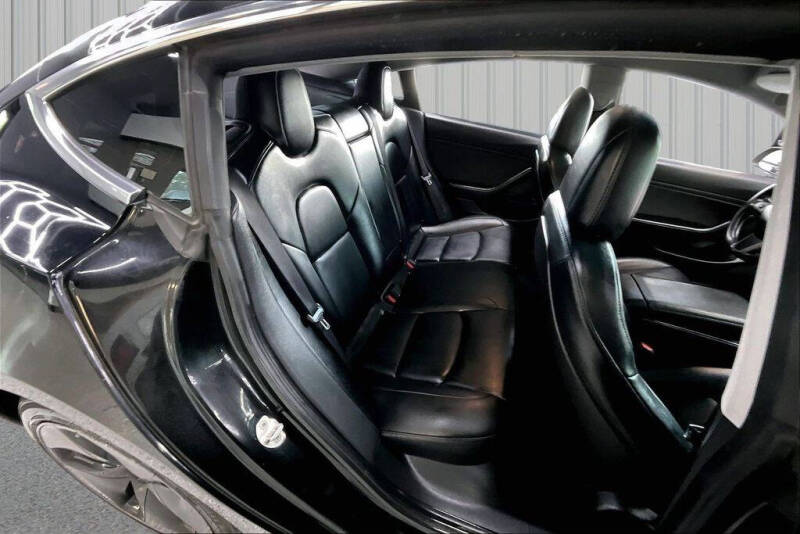 2019 Tesla Model 3 Standard Range Plus