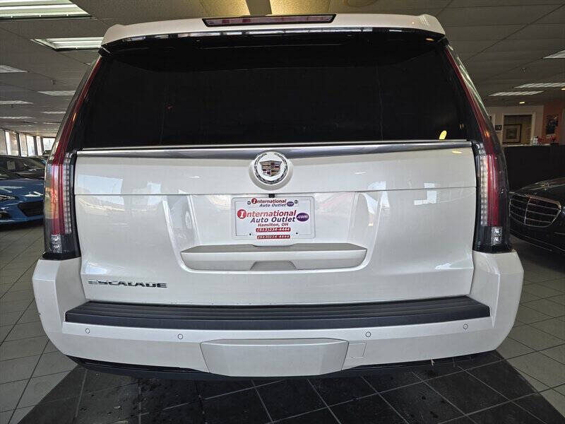 2015 Cadillac Escalade ESV Luxury