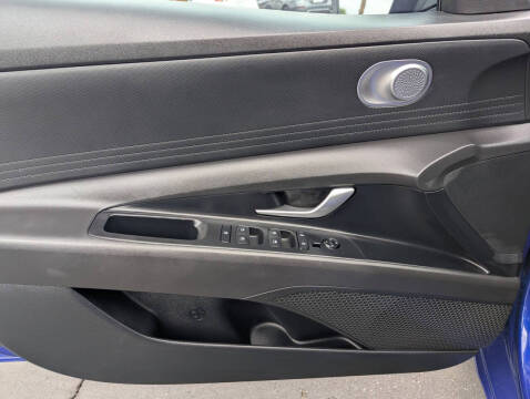 2023 Hyundai Elantra Hybrid Blue