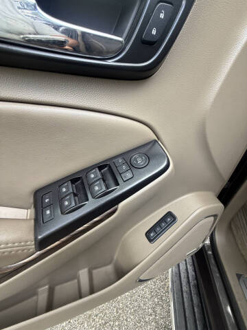 2017 GMC Yukon XL SLT