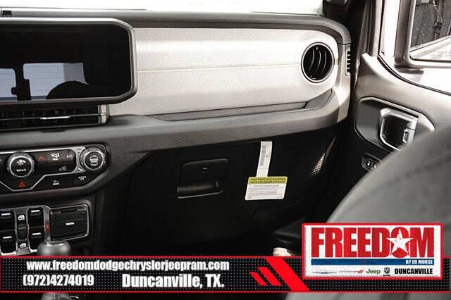 2025 Jeep Gladiator Sport S