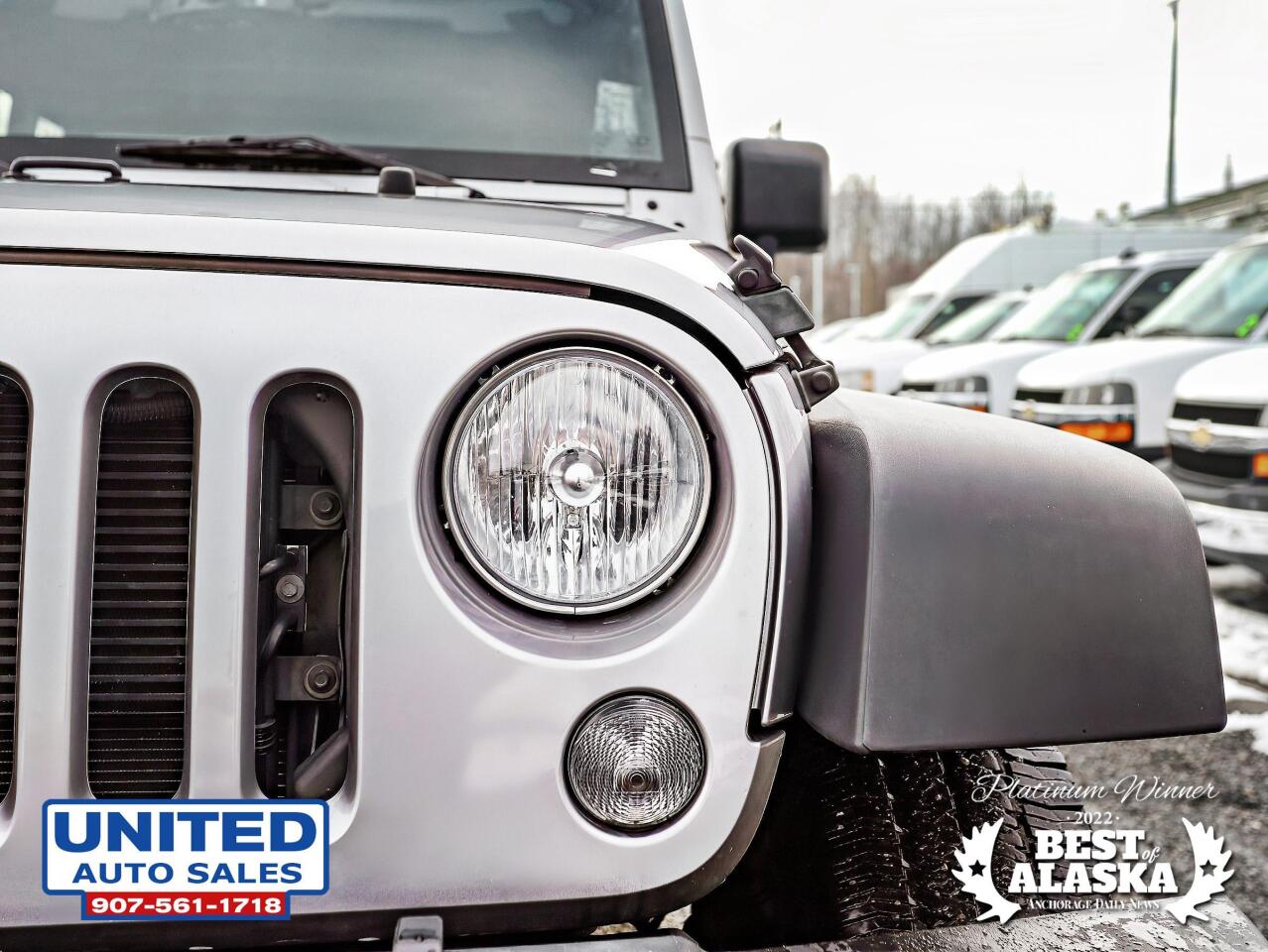 2014 Jeep Wrangler Unlimited Unlimited Sport SUV 4D 21