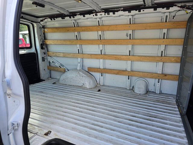 2018 GMC Savana 2500