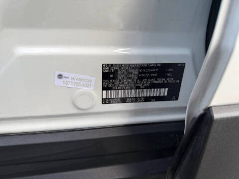 2020 Toyota RAV4 Hybrid LE