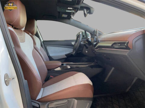 2023 Volkswagen ID.4 Pro