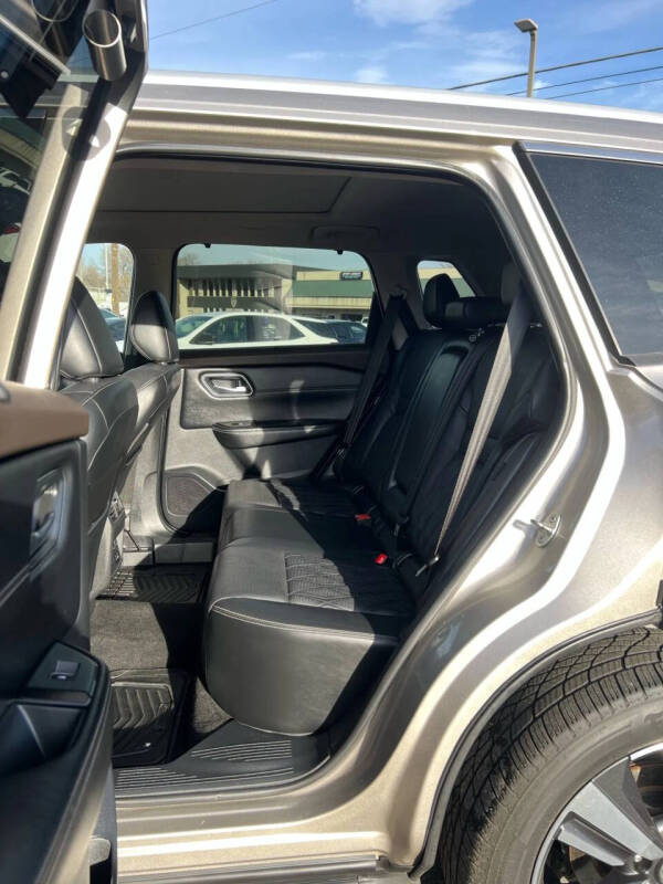 2021 Nissan Rogue Platinum