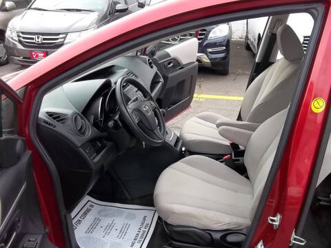 2013 Mazda MAZDA5 Sport
