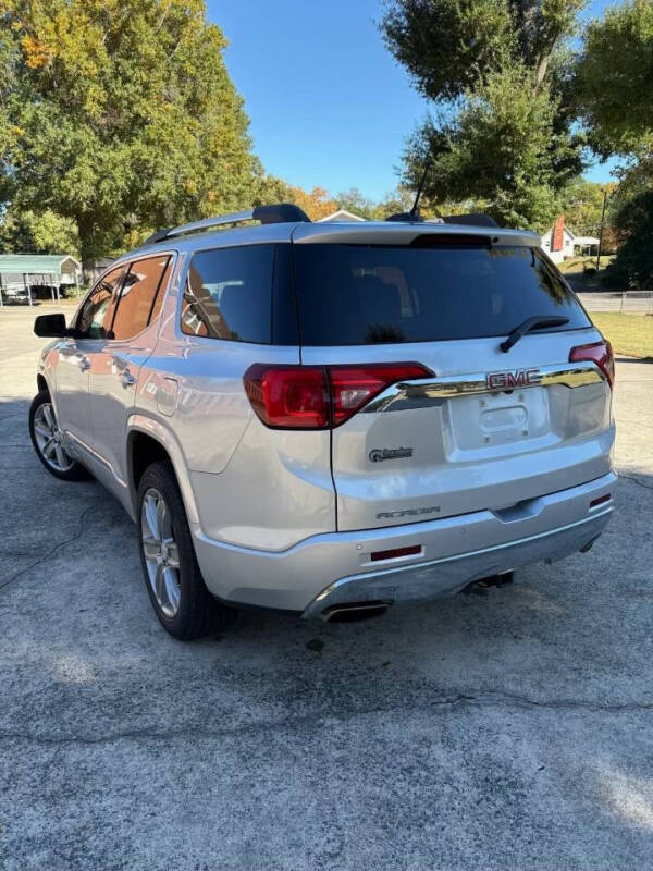 2017 GMC Acadia Denali