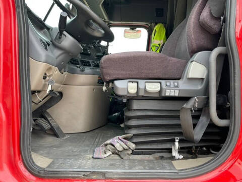 2016 Freightliner Cascadia