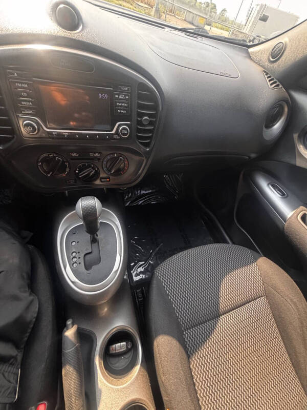 2017 Nissan JUKE S