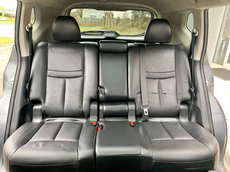 2015 Nissan Rogue SL