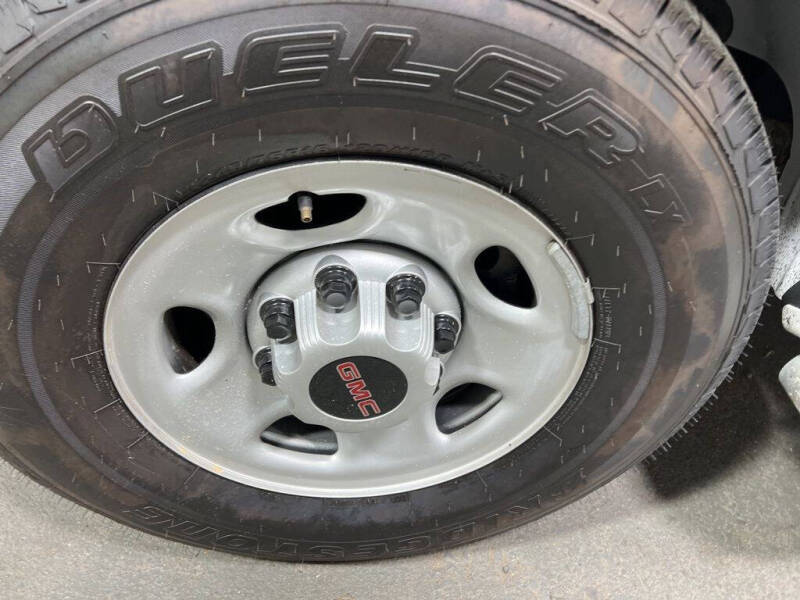 2023 GMC Savana 2500