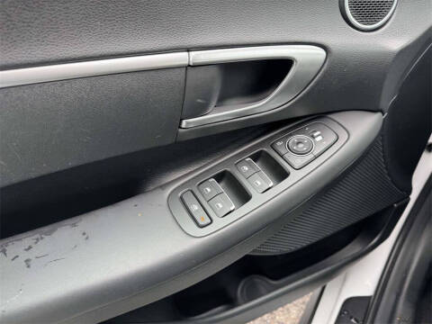 2023 Hyundai Sonata SE