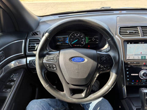 2017 Ford Explorer Sport