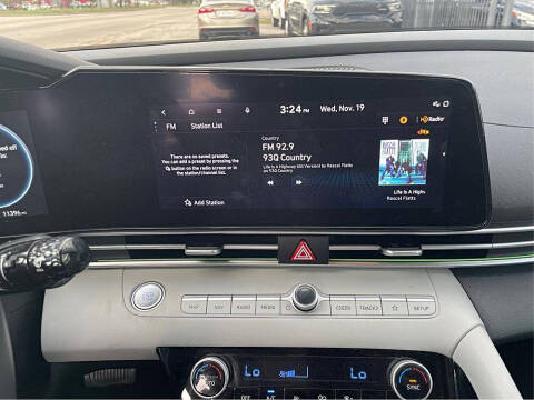 2023 Hyundai Elantra Hybrid Limited