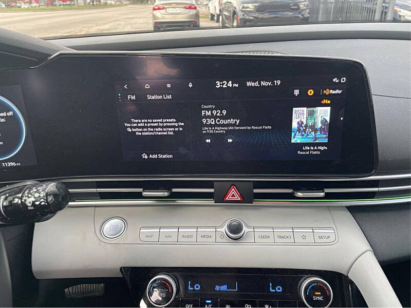 2023 Hyundai Elantra Hybrid Limited