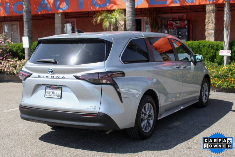 2023 Toyota Sienna XLE 7-Passenger