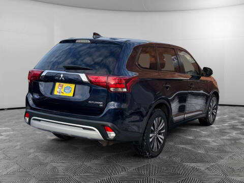 2019 Mitsubishi Outlander SE