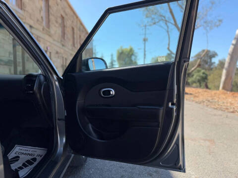 2014 Kia Soul +