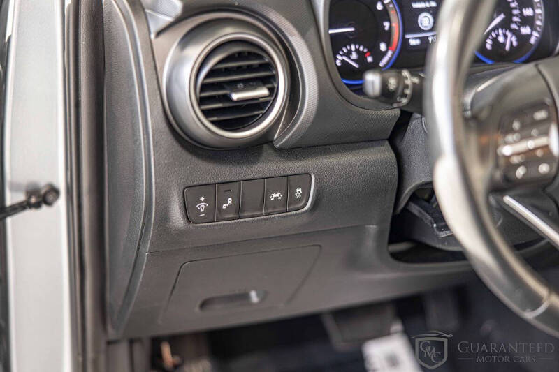 2020 Hyundai Kona SEL