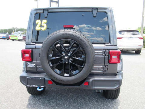 2025 Jeep Wrangler Sahara 4xe