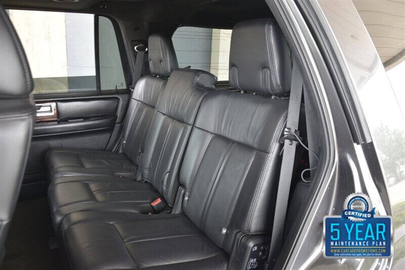 2016 Lincoln Navigator Select