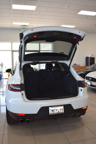 2016 Porsche Macan S