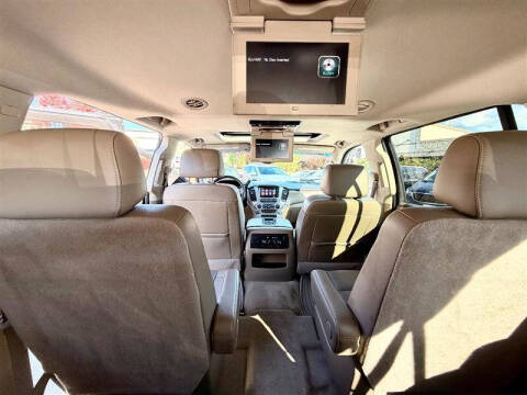 2017 GMC Yukon XL SLT